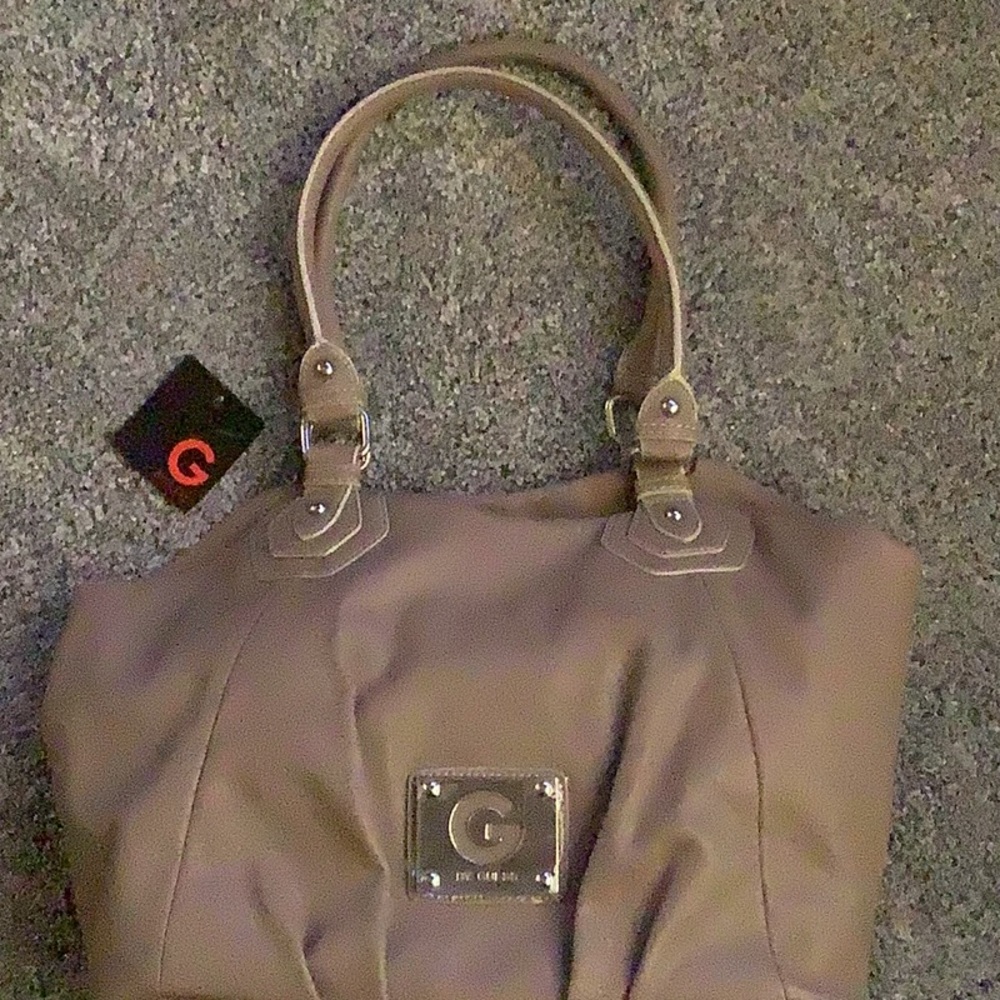 Guess Purse still with tags